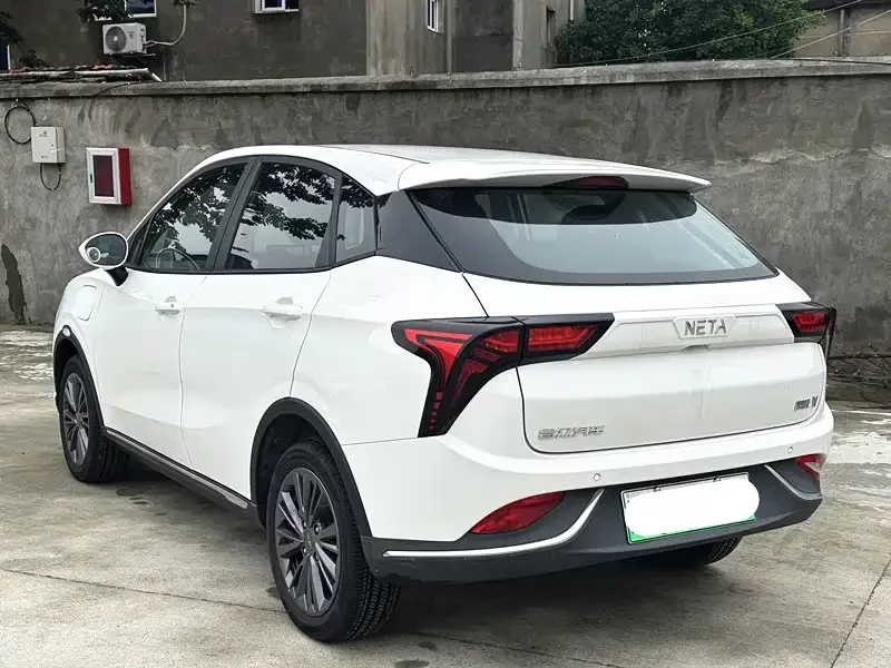 NETA Nezha V