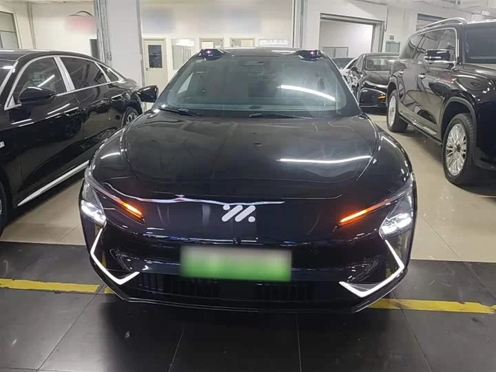 Zhiji L7