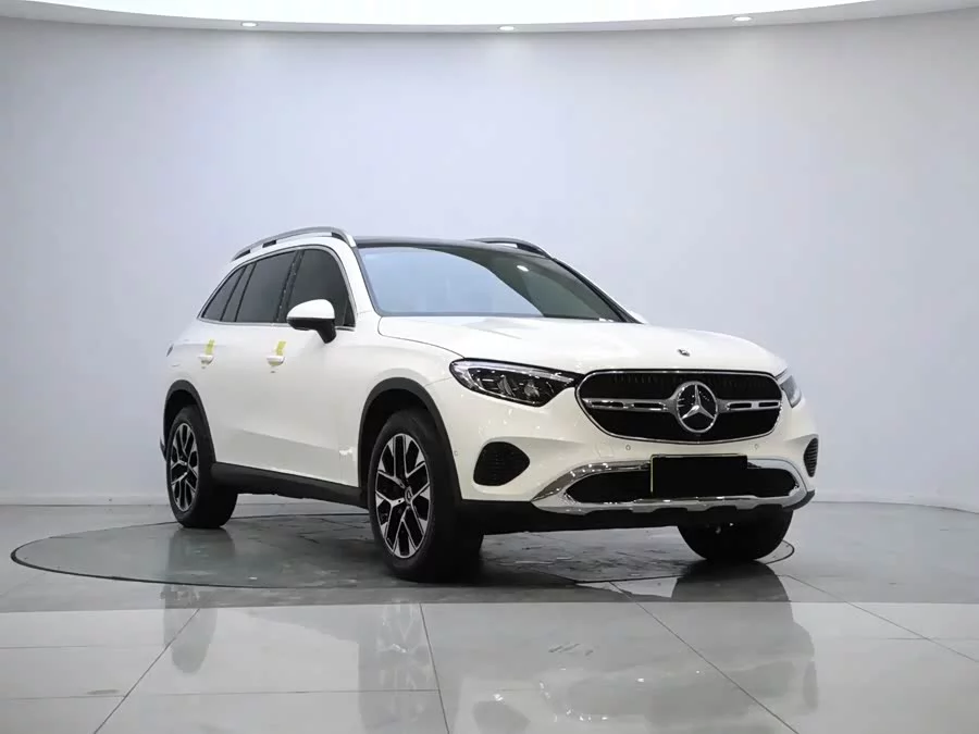 Mercedes Benz GLC