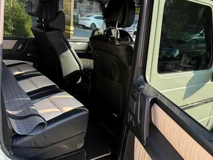 Mercedes-Benz G-rated
