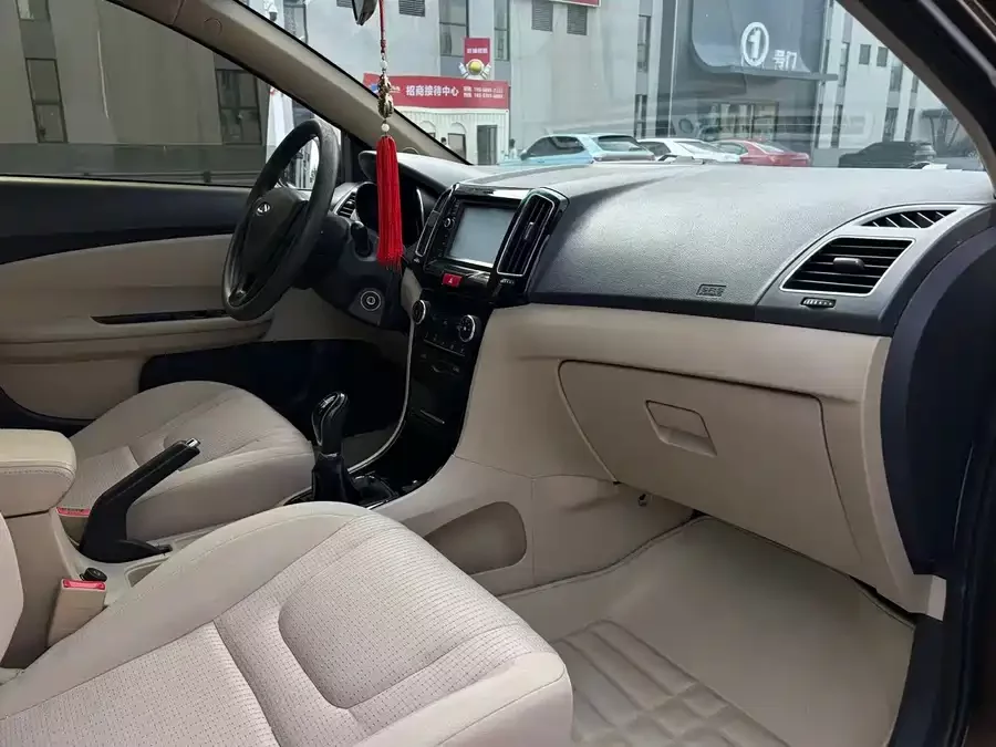 Chery E3