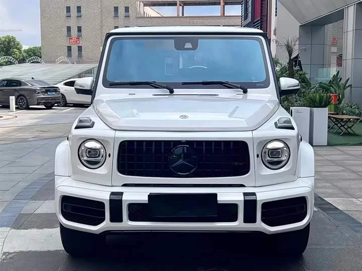 Mercedes-Benz G-rated