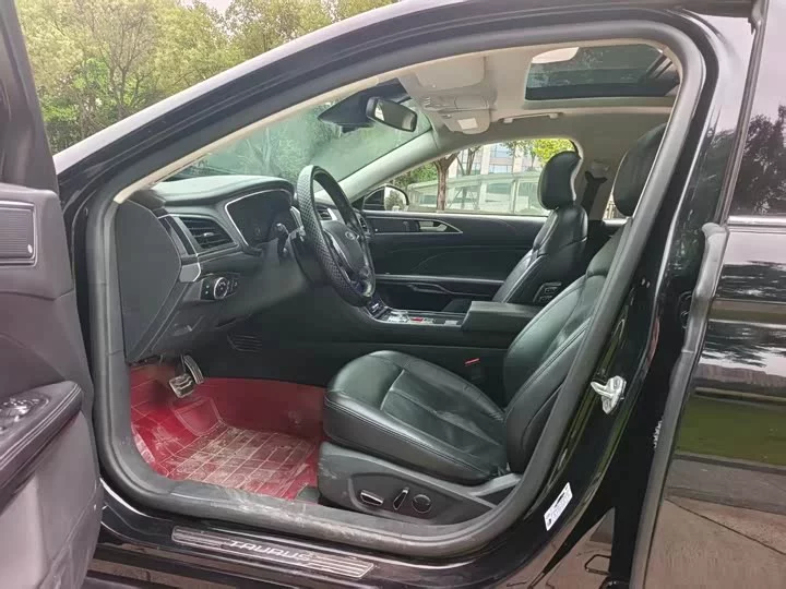 Ford Taurus