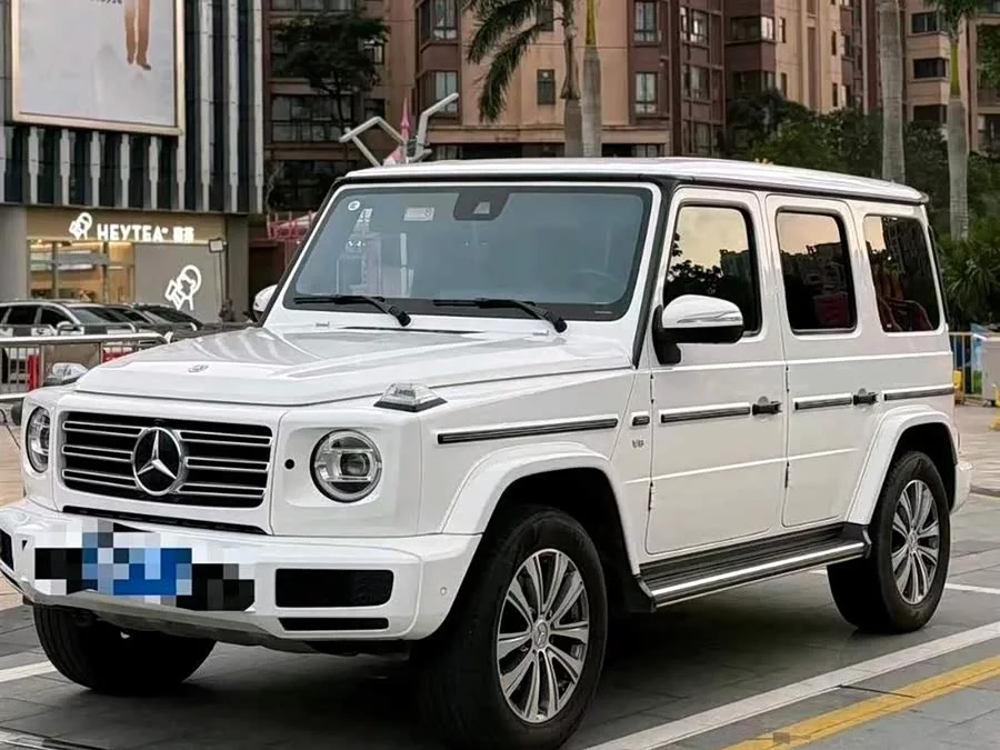 Mercedes Benz G-rated