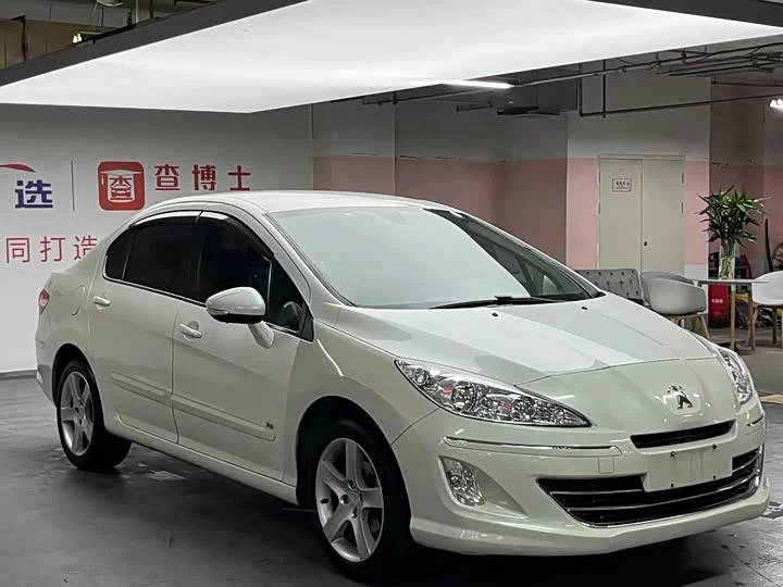 Peugeot 408