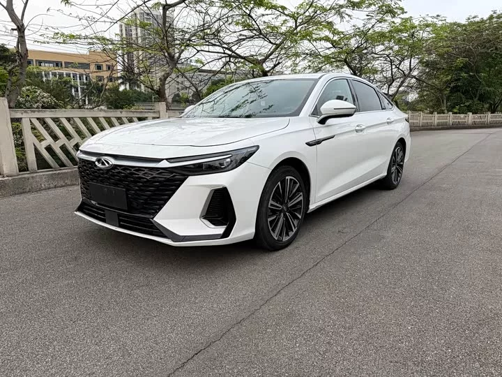 Chery Arrizo 8