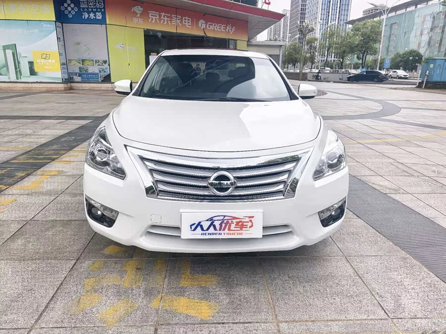 Nissan Teana