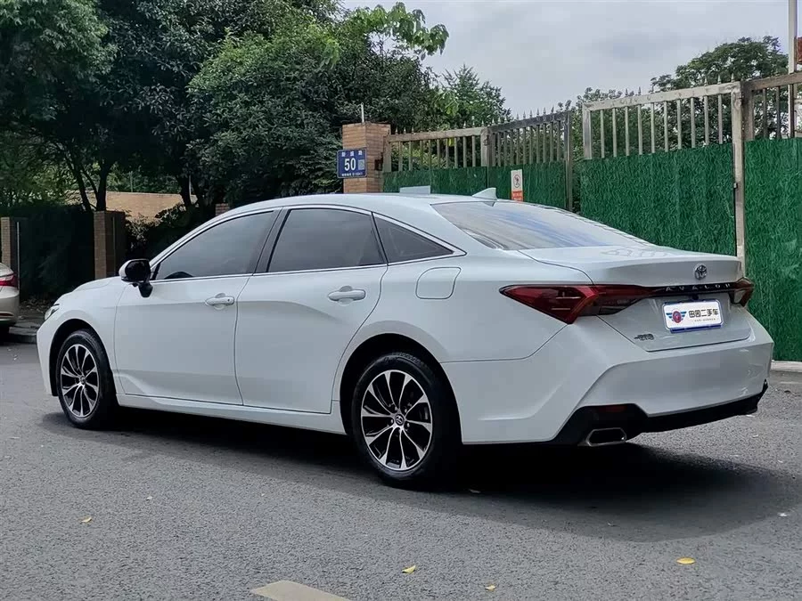 Toyota Avalon