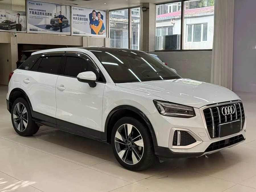 Audi Q2L