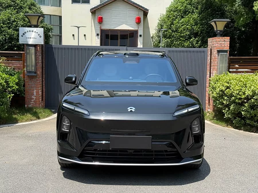 NIO ES6