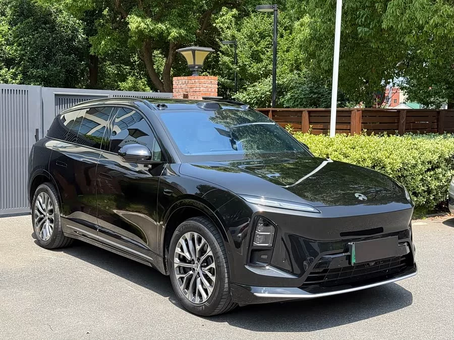 NIO ES6