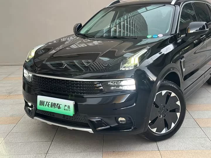 Lynk & Co 01 EM-P