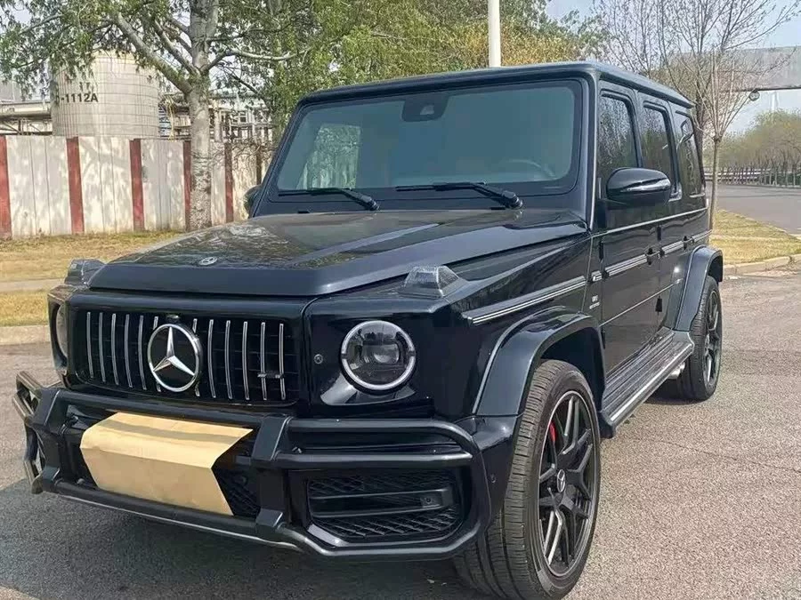 Mercedes Benz G-rated