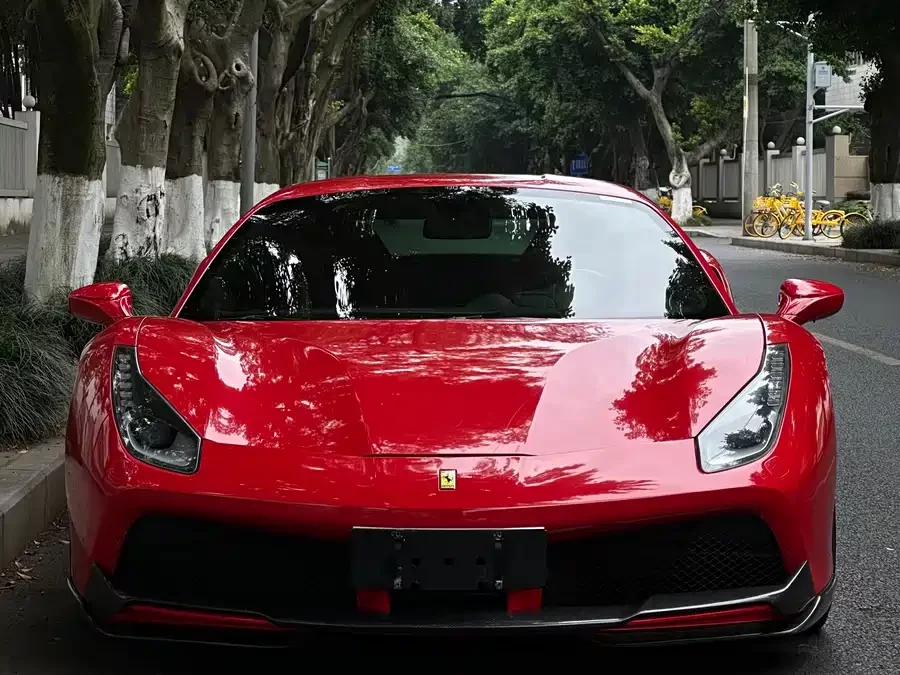 Ferrari 488