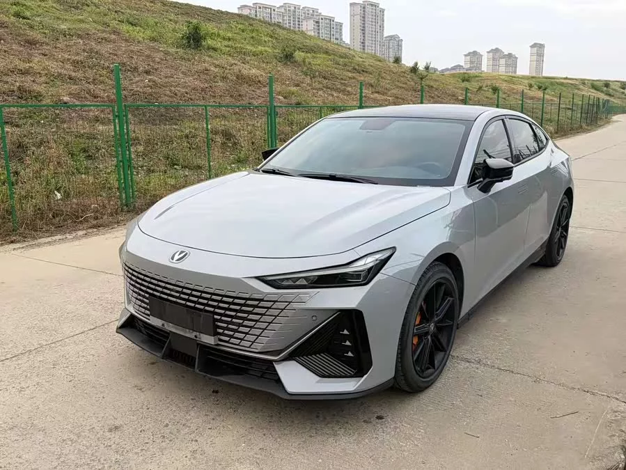 Changan UNI-V