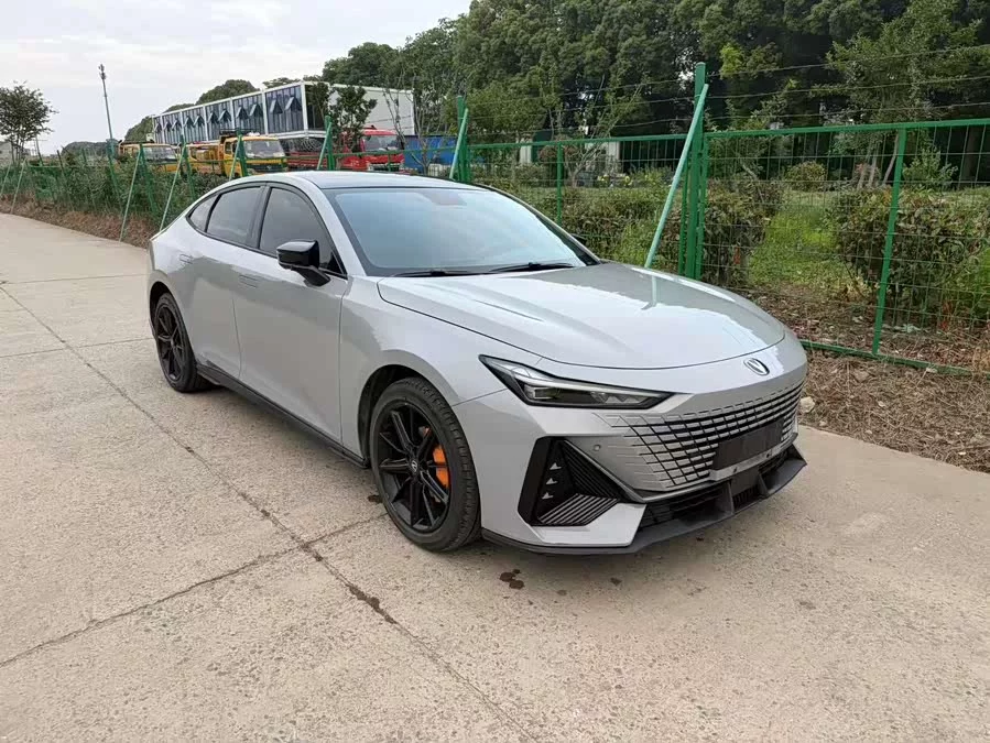 Changan UNI-V