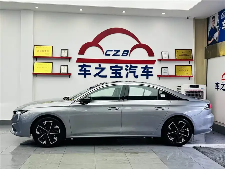 Peugeot 508