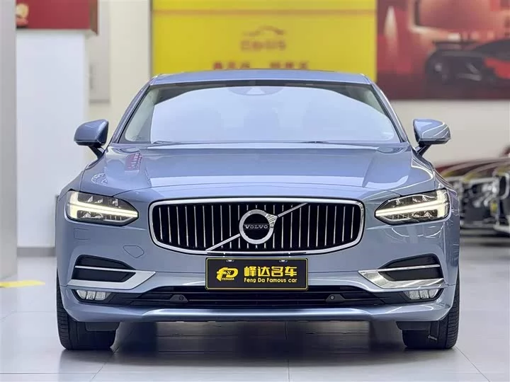 Volvo S90