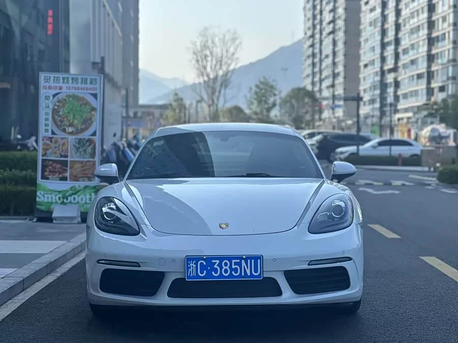 Porsche 718