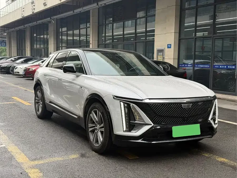 Cadillac IQ Ruige