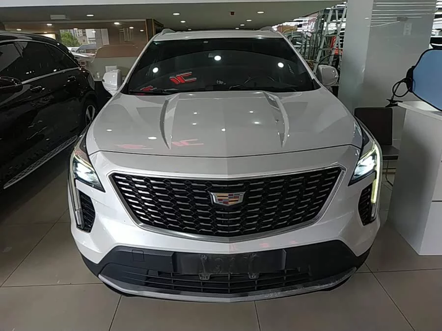 Cadillac XT4