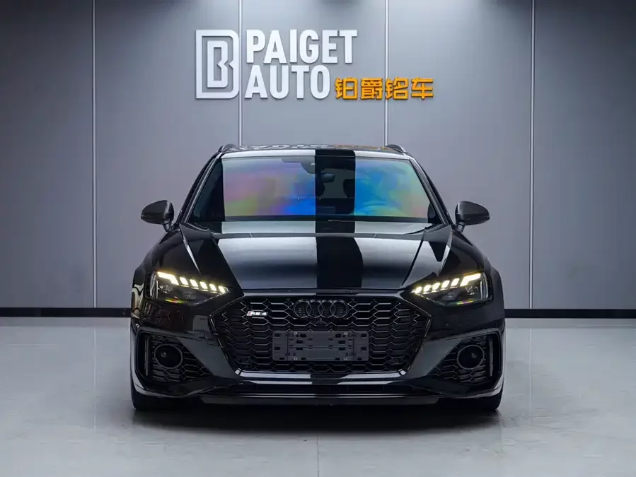 Audi RS 4