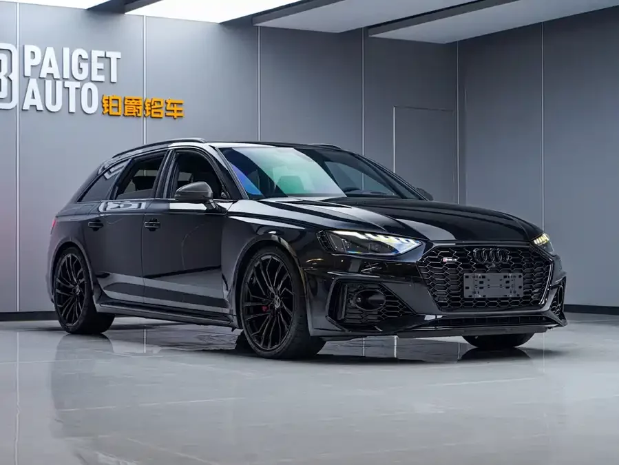 Audi RS 4