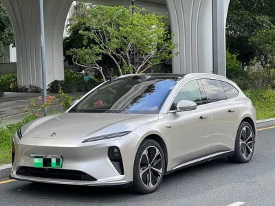 NIO ET5T