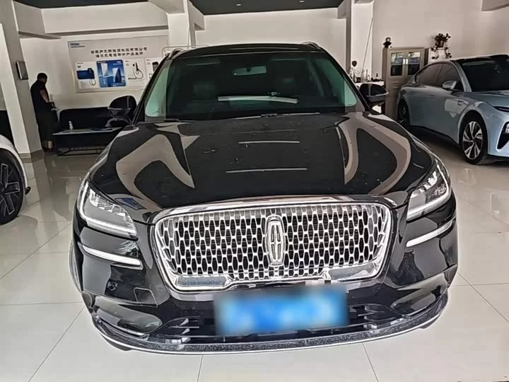 Lincoln adventurer