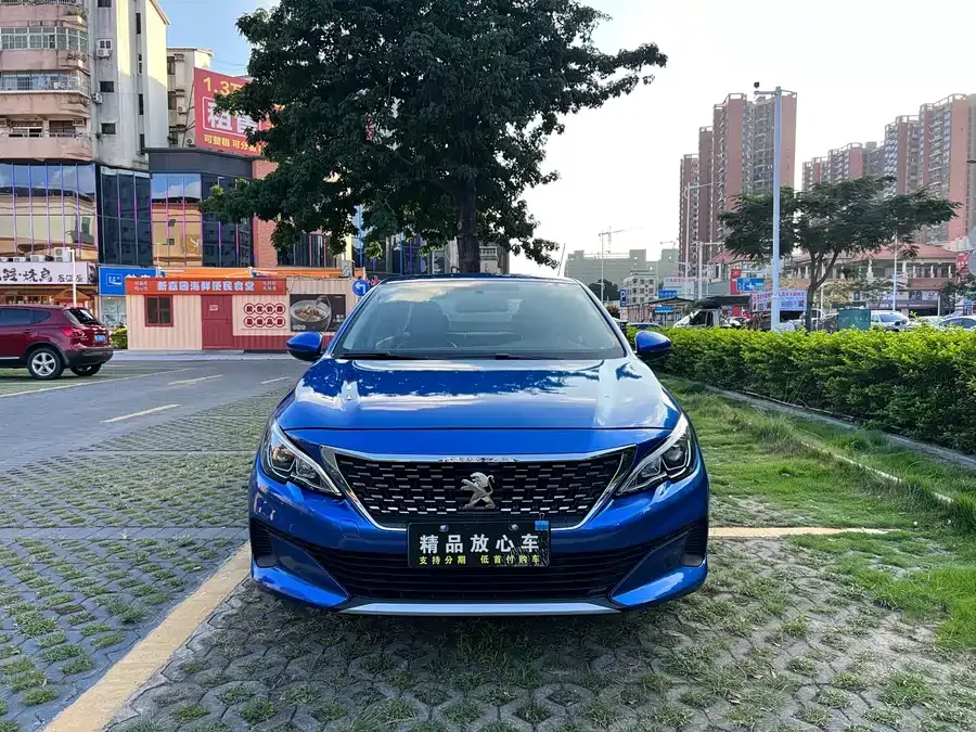 Peugeot 408