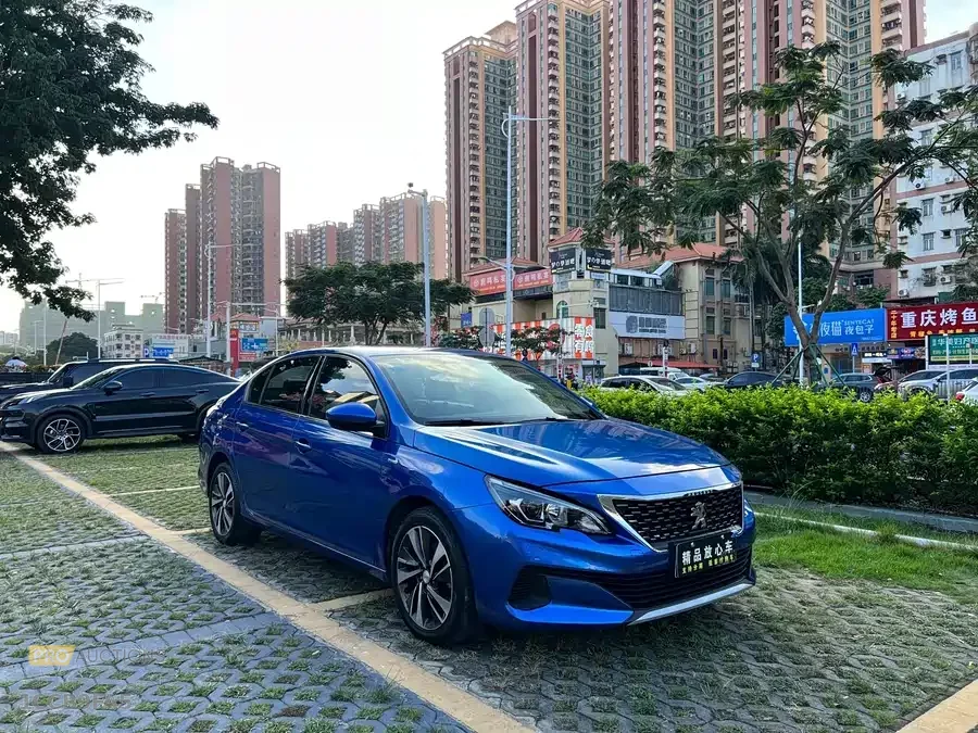 Peugeot 408