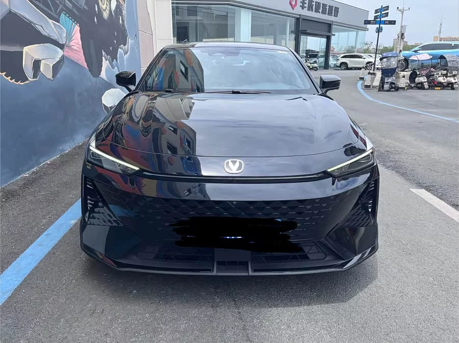 Changan UNI-V