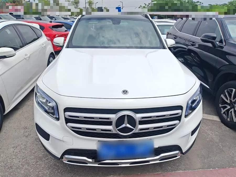 Mercedes Benz GLB