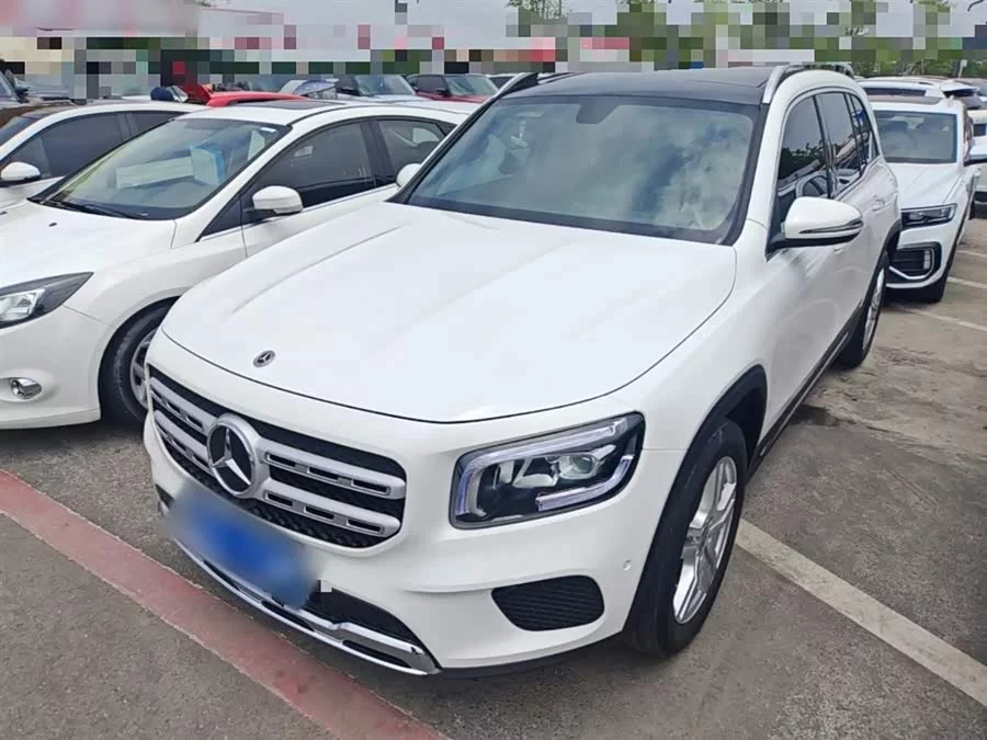 Mercedes Benz GLB