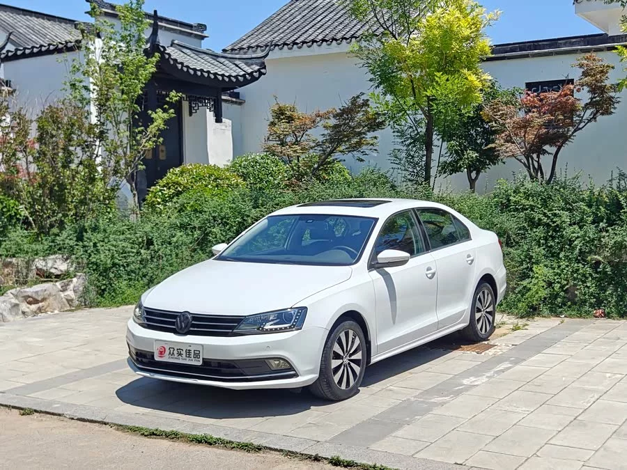 Volkswagen Sagitar