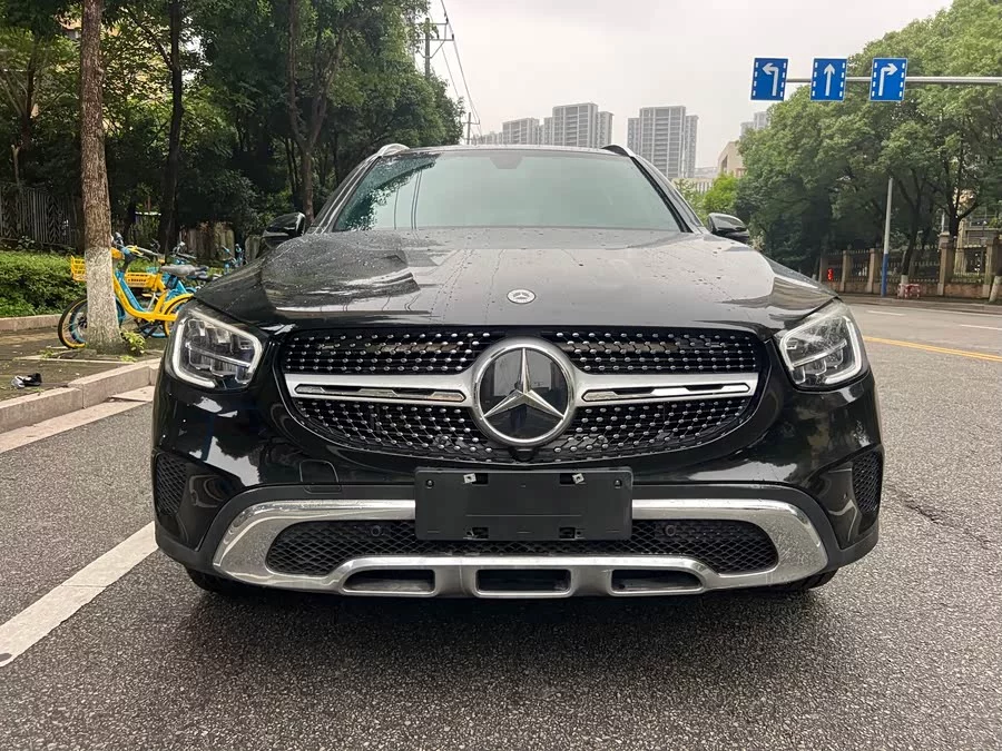 Mercedes Benz GLC