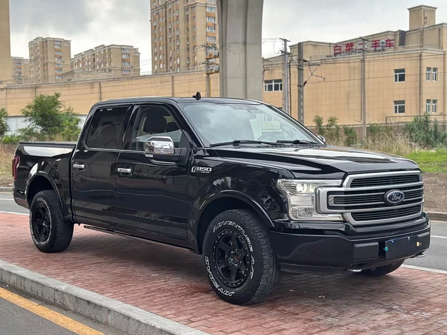 Ford F-150 Raptor