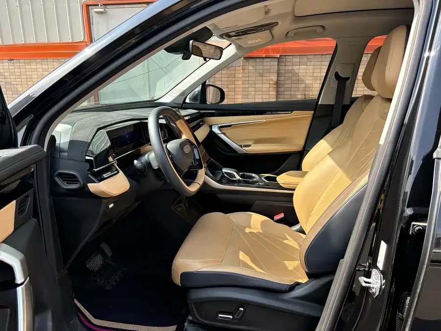 Geely Boyue L