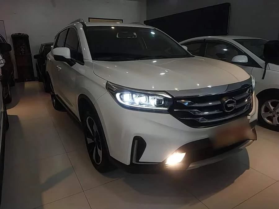 GAC Trumpchi GS4