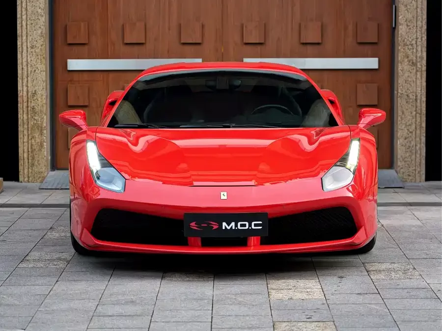 Ferrari 488