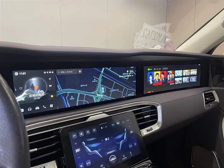 Hongqi E-HS9