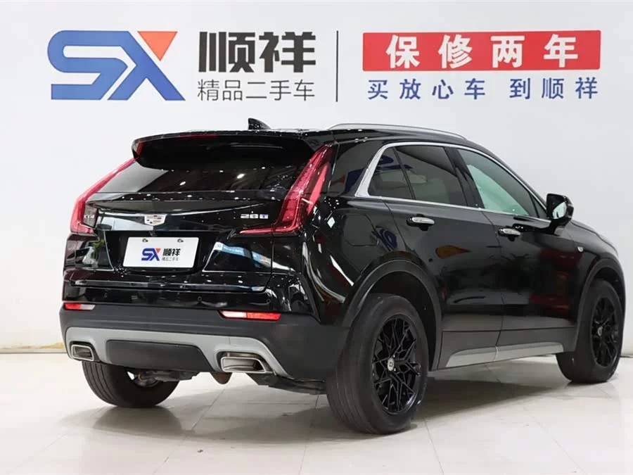 Cadillac XT4
