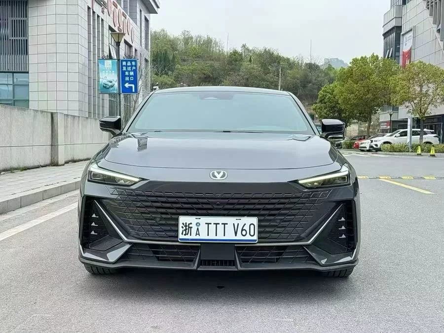 Changan UNI-V
