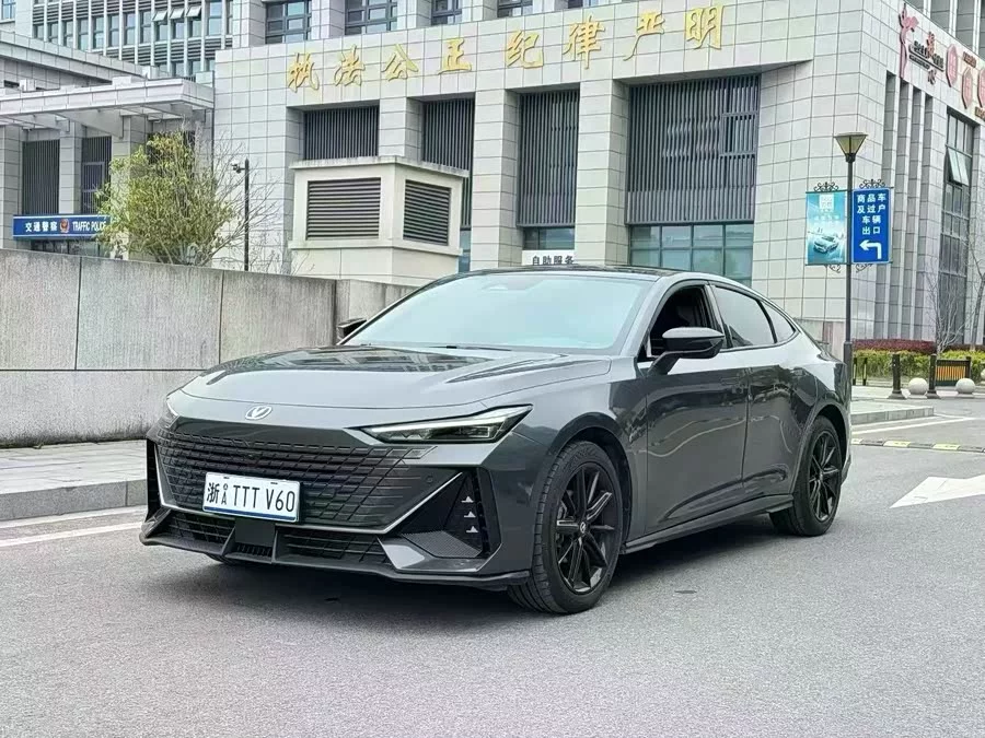 Changan UNI-V