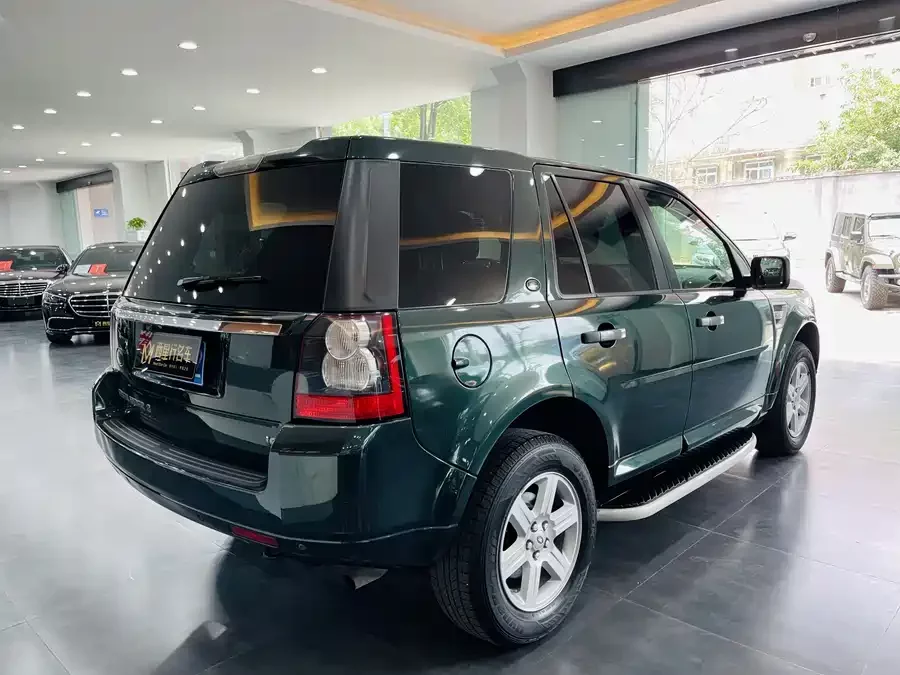 Land Rover Freelander 2