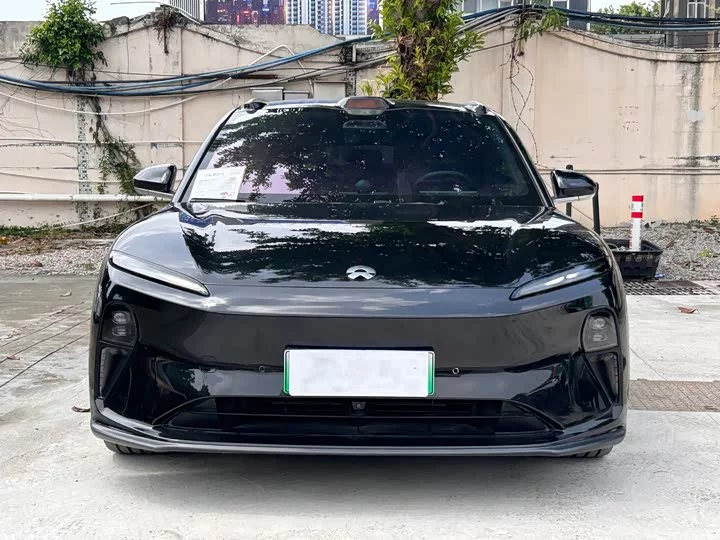 NIO ET5T