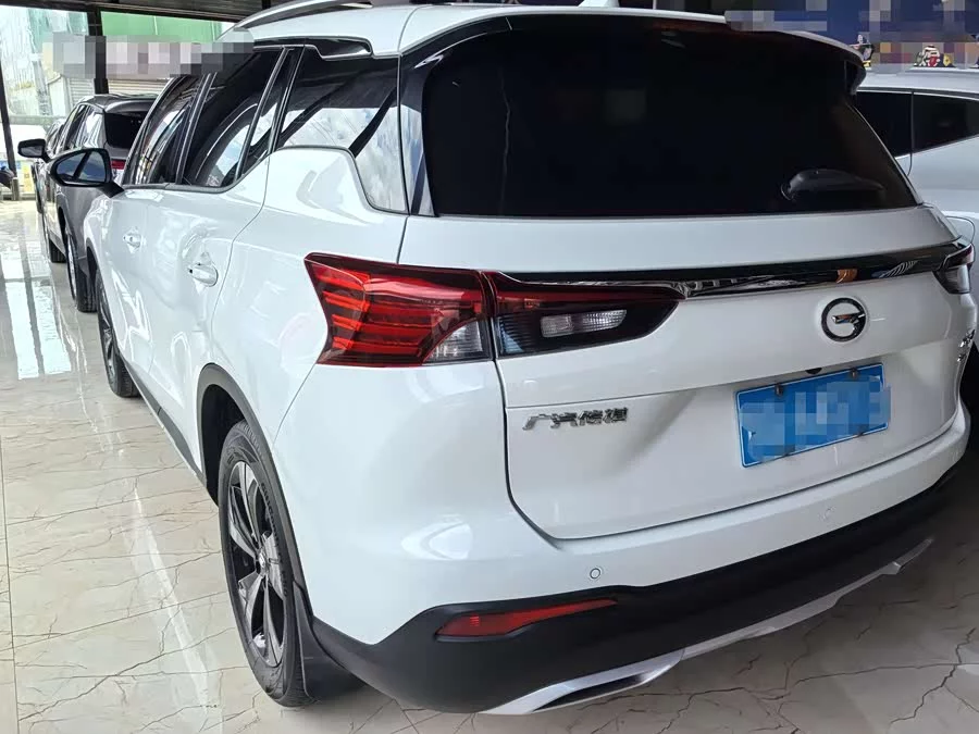 GAC Trumpchi GS4