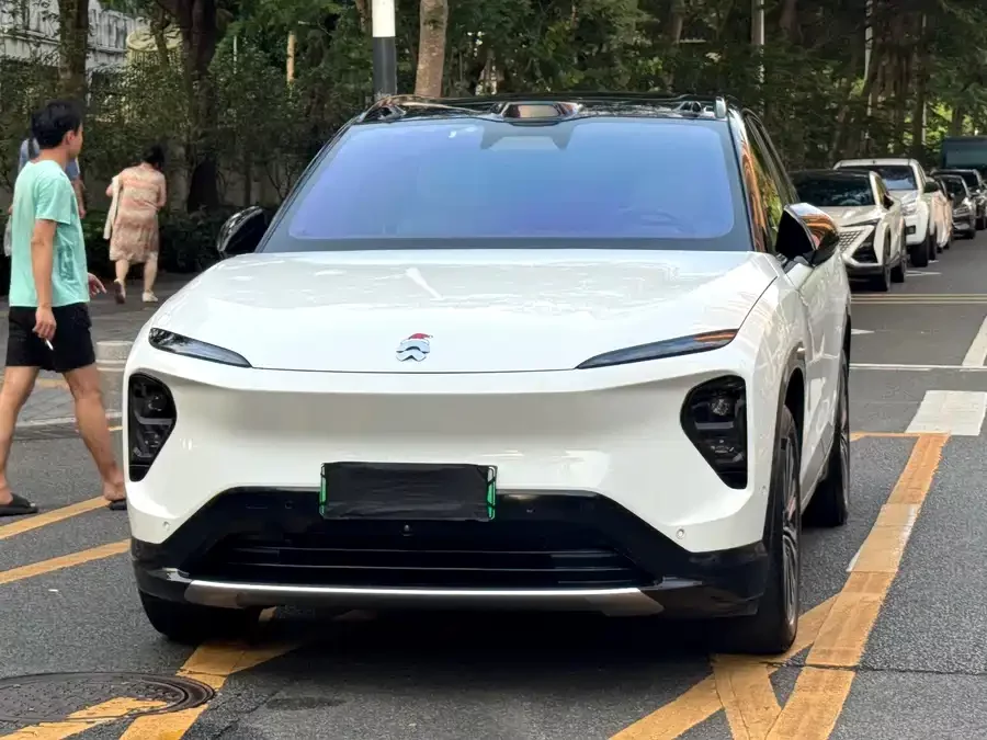 NIO ES7
