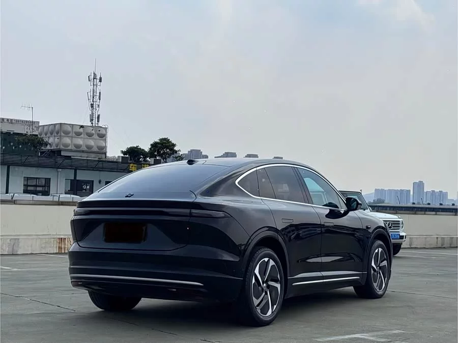 NIO EC6