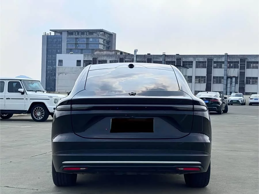 NIO EC6